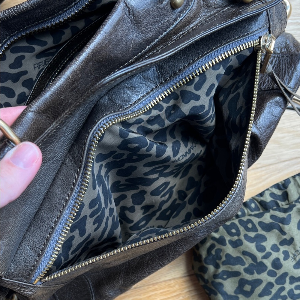 Grey Leather Handbag - Picture 7 of 7